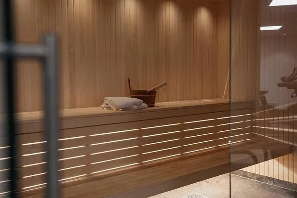 Home Hotel Cardinal