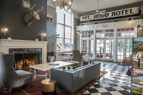 Hood River Hotel