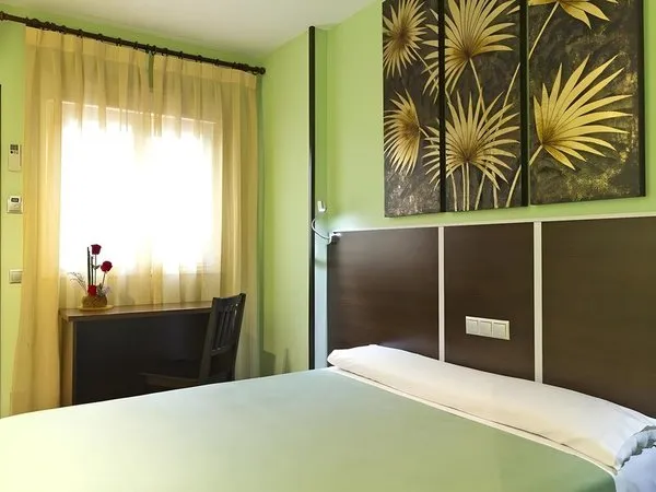 Hostal Avenida Barajas