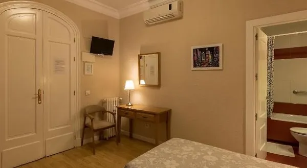 Hostal Santillán