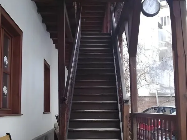 Hostel Mostel