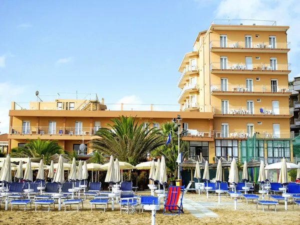 Hotel Astoria
