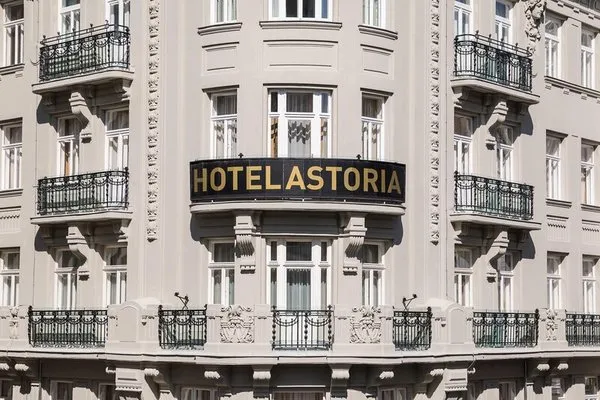 Hotel Astoria Vienna, Curio Collection by Hilton