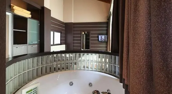 Hotel Aurora