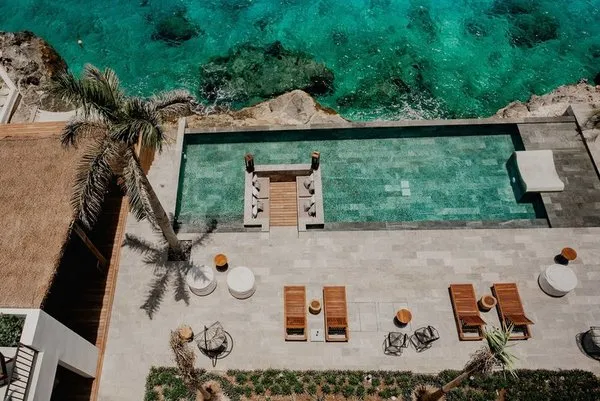 Hotel B Unique
