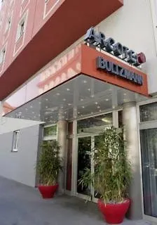 Hotel Boltzmann