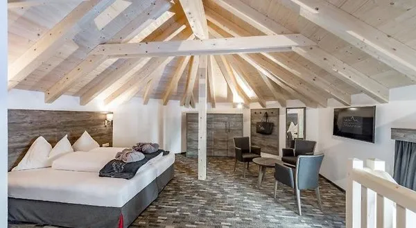 Hotel Burgstein - alpin & lifestyle