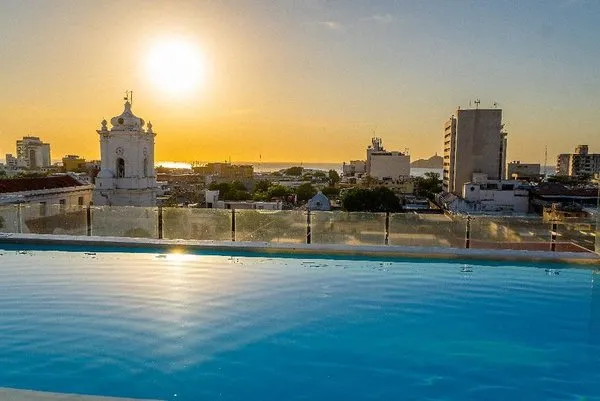 Hotel Catedral Plaza