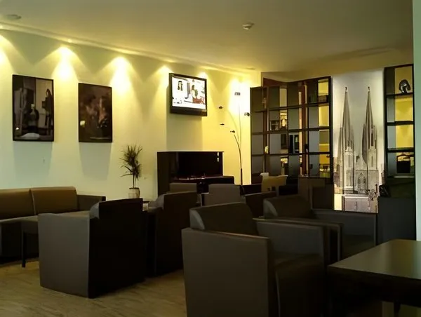 Hotel Central Regensburg CityCentre, Sure Hotel Collection by Best Western