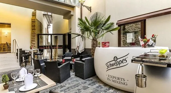 Hotel Civera
