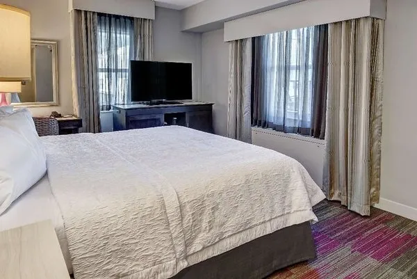 Hotel Continental Miami Beach, Tapestry Collection by Hilton