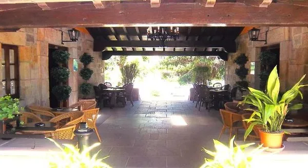 Hotel Cuevas