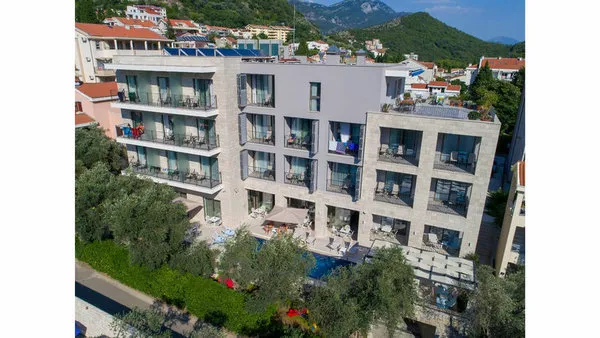 Hotel Eleven