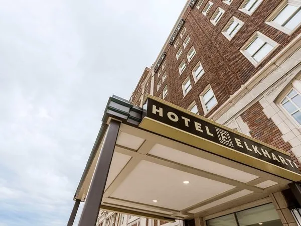 Hotel Elkhart, Tapestry Collection By Hilton