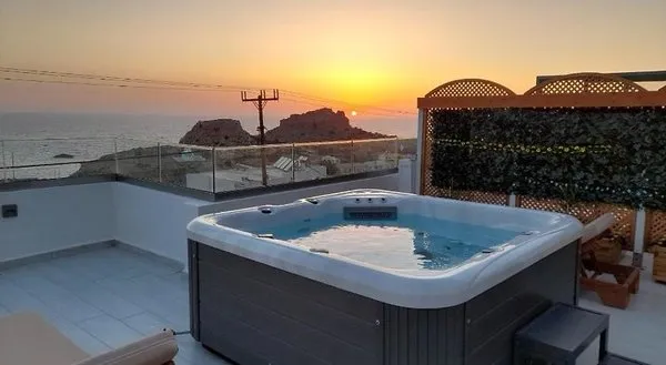 Hotel Finiki View