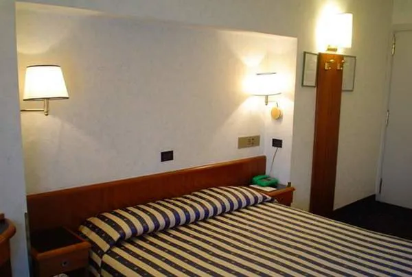 Hotel Flora