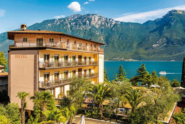 Hotel Garda Bellevue