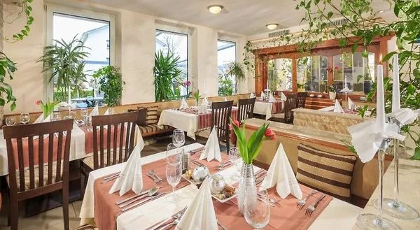 Hotel - Gasthof Zum Zecher
