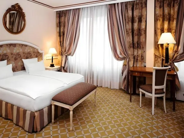 Hotel Geneva by Fassbind