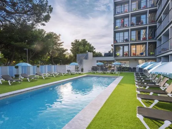 Hotel GHT Sa Riera