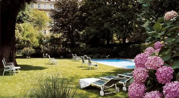 Hotel Greif