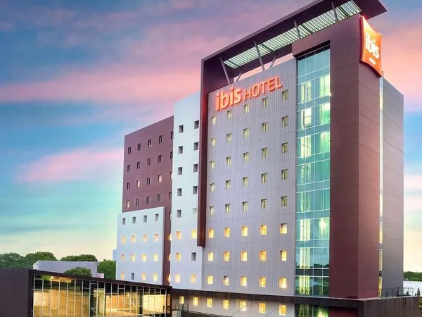 Hotel ibis Makassar City Center
