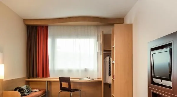 Hôtel ibis Paris Gare du Nord la Fayette 10ème