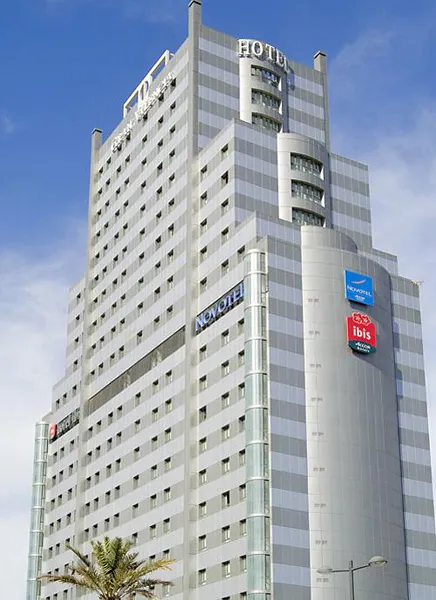 Hotel ILUNION Valencia 4