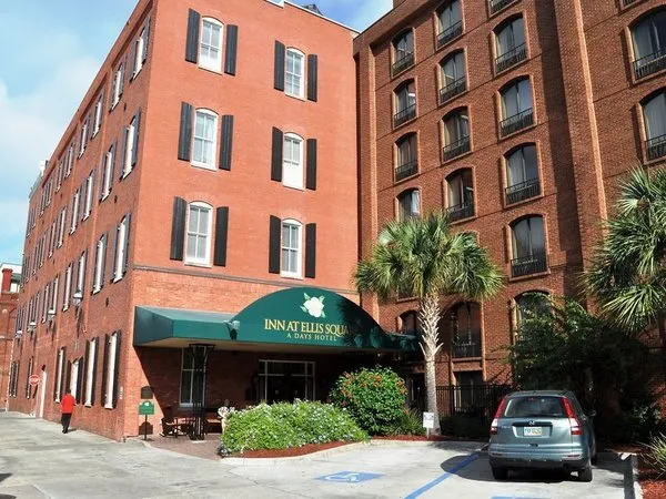 Hotel Indigo Savannah Historic District