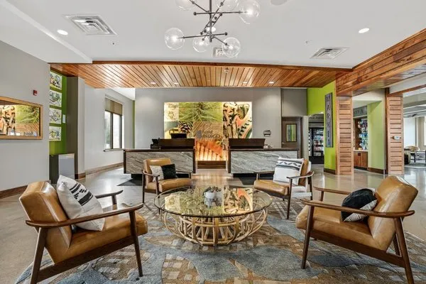 Hotel Indigo Traverse City