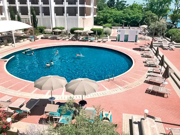 Hotel Kolovare