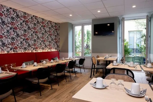 Hotel Kyriad Paris X Canal Saint Martin République