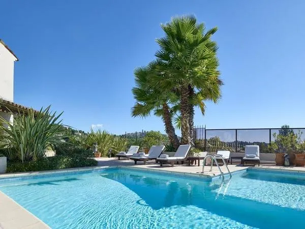Hotel La Grande Bastide