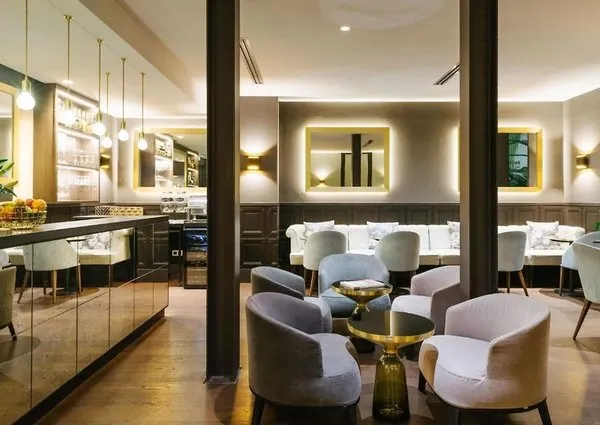 Hotel Le Parisis