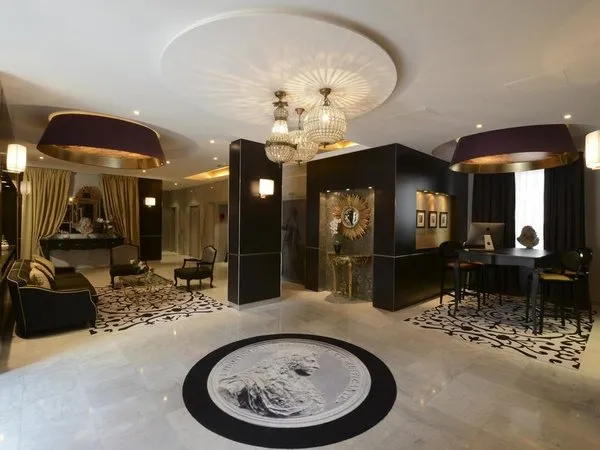 Hôtel Le Versailles