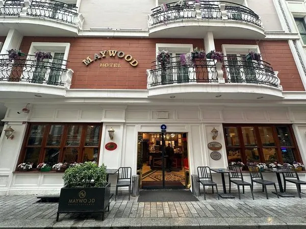 Hotel Maywood