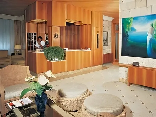 Hotel Montecarlo