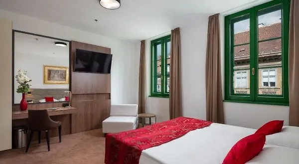 Hotel Park 45
