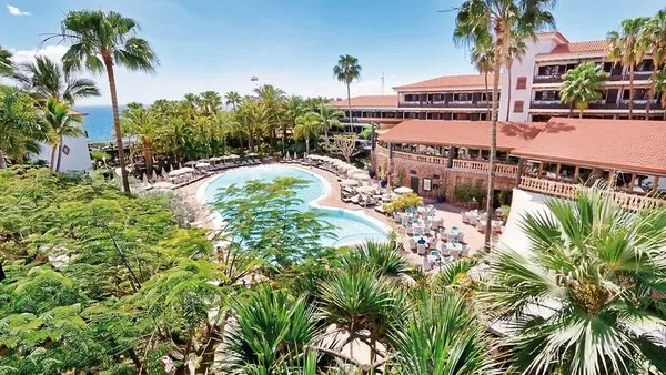 Hotel Parque Tropical