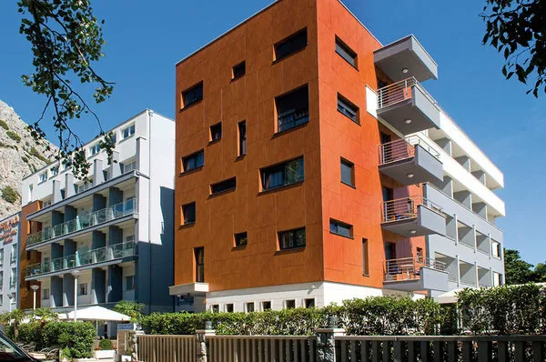 Hotel Plaa Omi