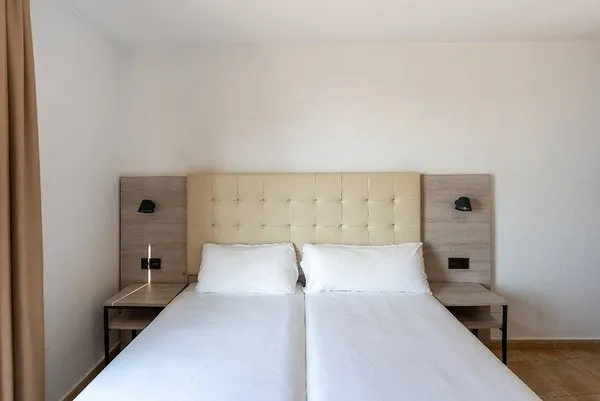 Hotel Queens