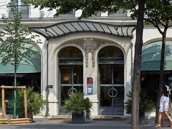 Hôtel Raspail Montparnasse