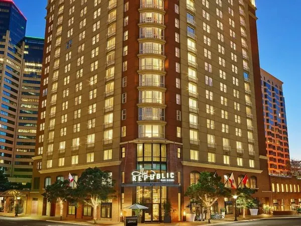 Hotel Republic