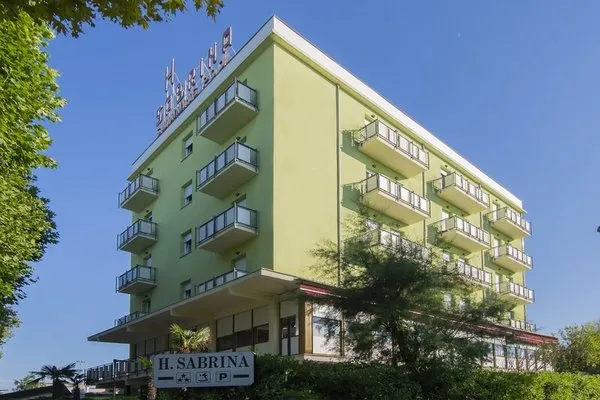 Hotel Sabrina Village