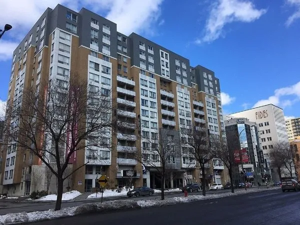 Hôtel Saint-Laurent Montréal
