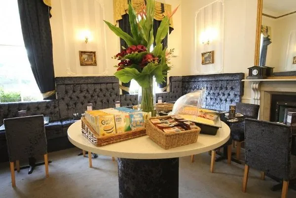Hotel St. George