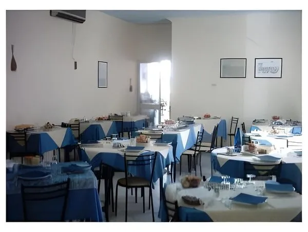 Hotel Trevi