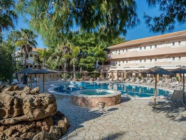 Hotel Vasilikos Beach