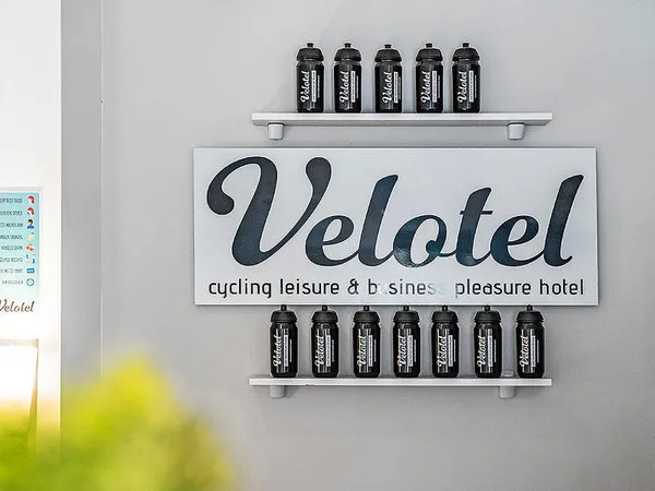Hotel Velotel