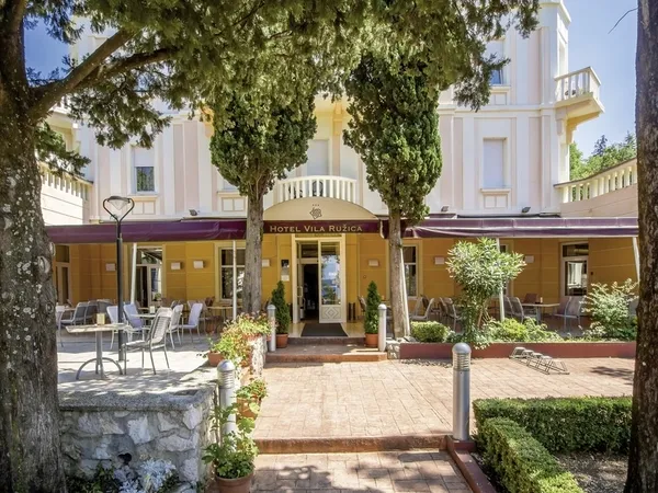 Hotel Vila Ruica